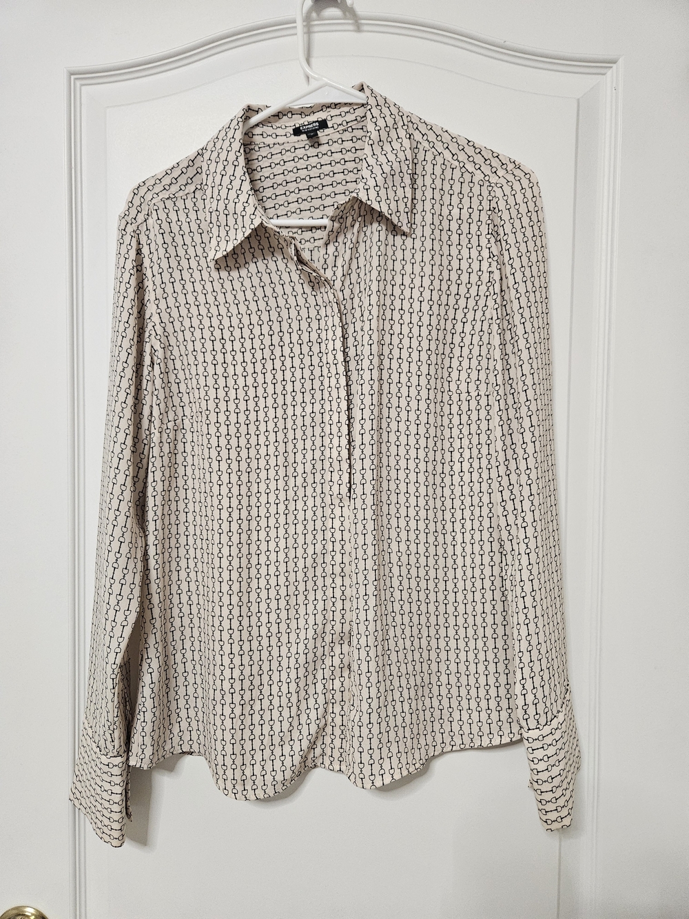 Express Beige Button-Down Shirt with Black Chain-Link Print